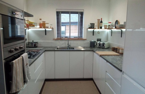Rattray Cabin | 2 Bed Cottage Sleeps 4 -private Garden -pets Okay