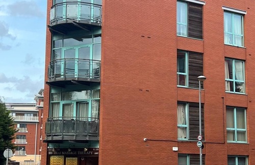 Convention Quarter Apartment | 2 Bed Flat - Central Birmingham