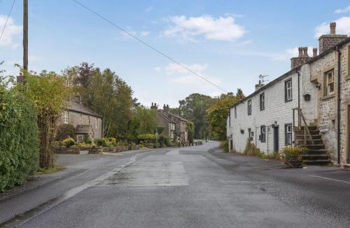 Bolton by Bowland House | 2 Bed in Bolton By Bowland oc-p33306
