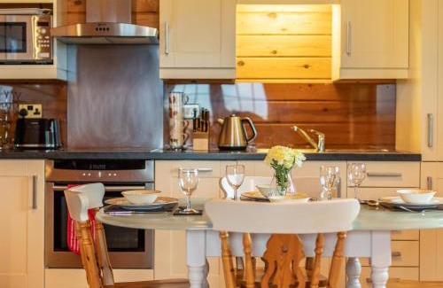 Clovelly House | 2 Bed in Clovelly 00358