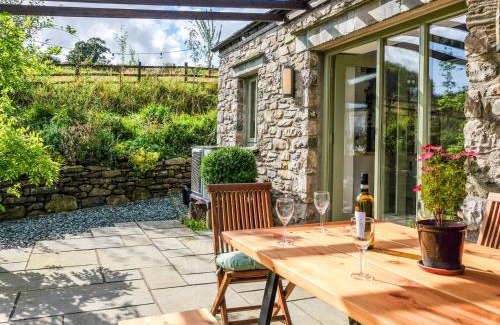 Skelsmergh House | 2 Bed in Kendal 95480