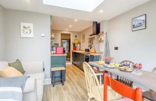 Pakefield House | 2 Bed in Lowestoft oc-p32922