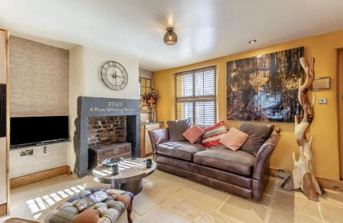 Morecambe House | 2 Bed in Morecambe oc-s33326