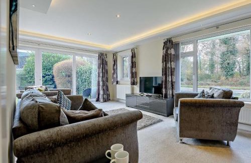 Mudeford House | 2 Bed in Mudeford 93458
