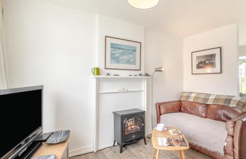 Pembroke House | 2 Bed in Pembroke FB101