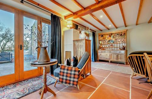 Penrith House | 2 Bed in Penrith 90230