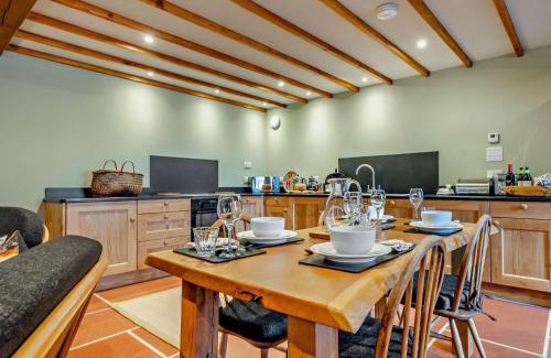 Penrith House | 2 Bed in Penrith 90230