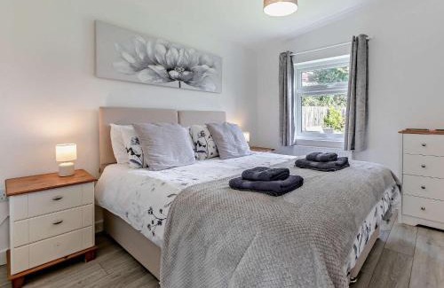 Camborne House | 2 Bed in Portreath 88826