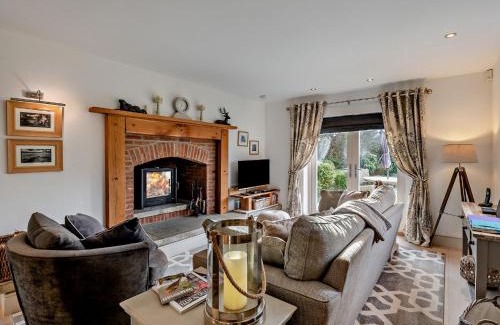 Scarborough House | 2 Bed in Robin Hoods Bay G0179