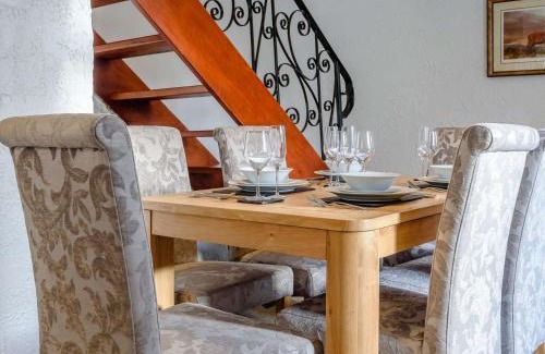 Barnoldswick House | 2 Bed in Skipton 83775