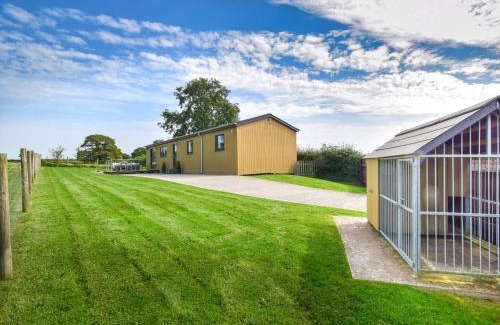 South Molton House | 2 Bed in South Molton 78097