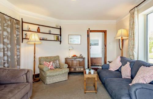 Thurlestone House | 2 bed in Thurlestone EDELV
