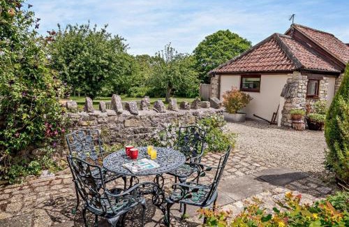 Wedmore House | 2 Bed in Wedmore 51342