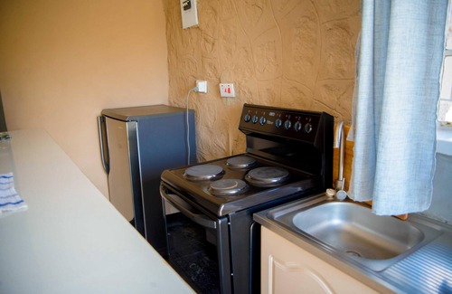 Matabeleland South Villa | 2 bed Moloko family lodge with kitchen - 2212