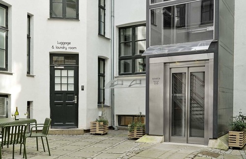 Copenhagen City Centre Apartment | 2 Bed Room Apartment | Elevator | Inner Courtyard