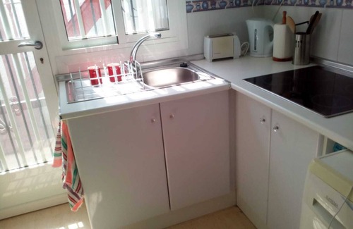 Mazarron Villa | 2 Bed-Sleeps 5-Private Pool-Pets-AirCon