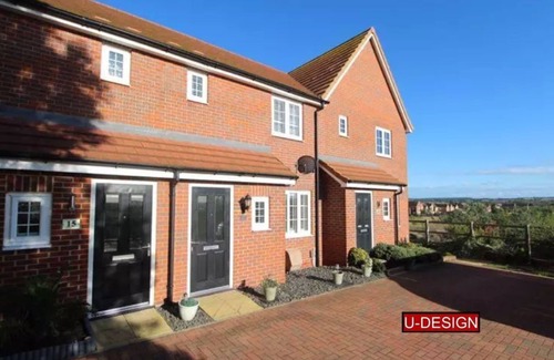 Bedford House | 2 Bed Terraced House Bedford - MK42
