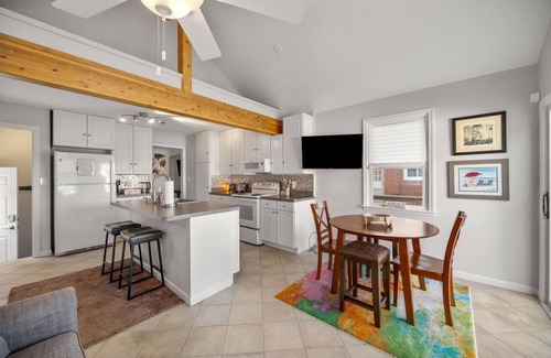 Waterford House | 2 Bed with a view of Sylvan Lake