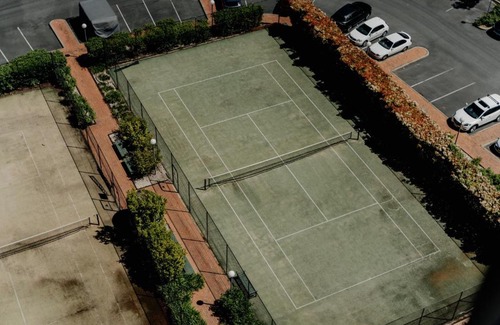 City West Apartment | 2-Bed with Gym, Tennis Court & Stunning Lake Views