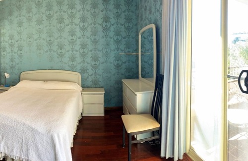 Cronulla Apartment | 2 BEDROOM 2 BATHROOM UNIT WITH LARGE TREE-TOP BALCONY