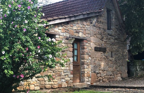 Saint-Maurice-en-Quercy Cottage | 2 Bedroom Cottage in Saint-Maurice-en-Quercy