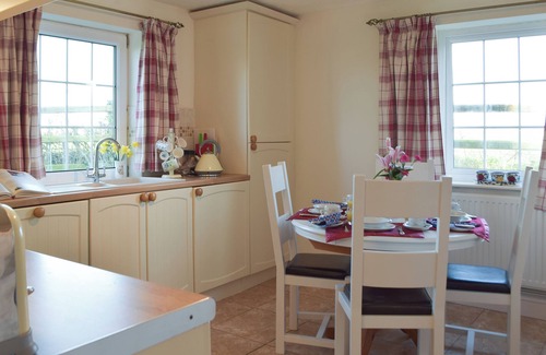 Pembroke Cottage | 2 bedroom accommodation in Cosheston near Pembroke