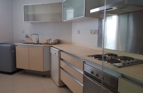 Mount Lavinia House | 2 bedroom fully furnished sea view apartment