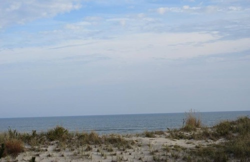Ship Bottom Apartment | 2 bedroom 1 bath oceanfront garage apartment in Ship Bottom