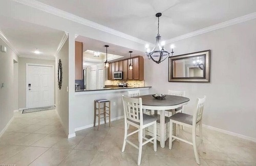 Naples Condo | 2 bedroom/2 bath + Den in Heritage Bay. includes 27 holes of Golf!n