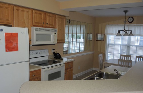 Calabash Villa | 2 bedroom, 2 bath, Full Kitchen, Pool View, with great resort amenities(2804)