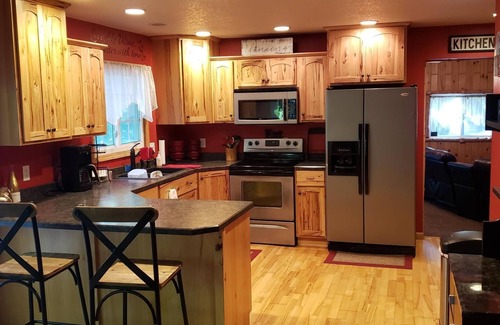 Frazee House | 2 bedroom 2 Bath House with detached garage on Beautiful Rose Lake!