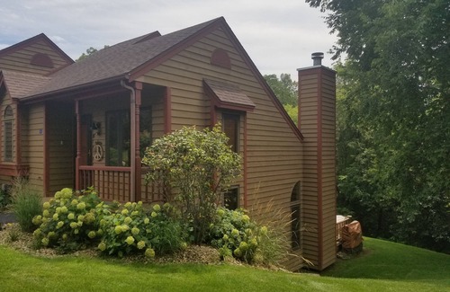 The Galena Territory House | 2 Bedroom, 2 bath townhouse in The Galena Territory.