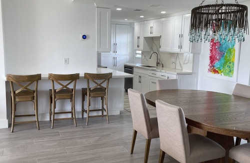 Singer Island Condo | 2 Bedroom - 2 Bath at a Boutique Oceanfront Building