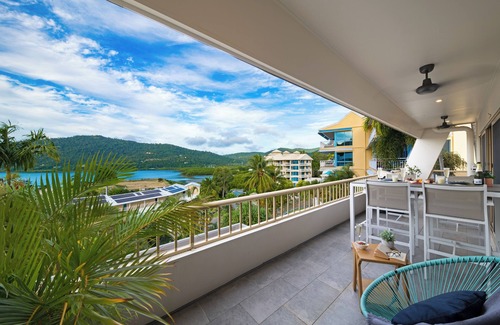 Airlie Beach Apartment | 2 Bedroom, 2 Bathroom Apartment, 5 minutes to the Main Street