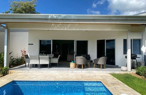 Ciudad Cortes House | 2 Bedroom 2 Bathroom Close to amenities with 2 wheel drive access