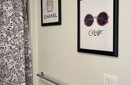 East Pasadena Apartment | 2 bedroom 2 bathroom located in Los Angeles, Ca