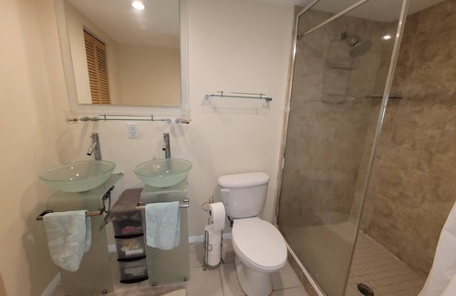 Clearwater Condo | 2-bedroom, 2 bathroom condo in Clearwater with Lake views