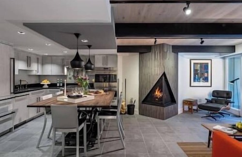 Aspen Apartment | 2 Bedroom 3 bath Aspen Core Condo, By Little Nell!