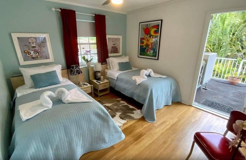 Coral Springs Apartment | 2 Bedroom 697410 by Houzlet