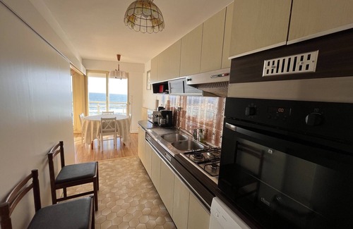 Les Sables d'Olonne Apartment | 2-bedroom apartment, central Les Sables-d'Olonne, balcony, Wifi