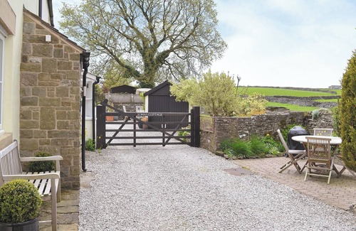 Litton Cottage | 2 bedroom accommodation in Litton near Buxton