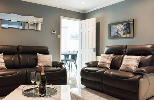 Stockton-on-Tees Cottage | 2 bedroom accommodation in Ingleby Barwick
