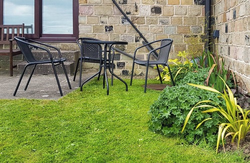 Hollow Meadows Cottage | 2 bedroom accommodation in Dungworth, near Sheffield