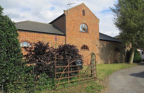 Great Yarmouth Cottage | 2 bedroom accommodation in Thrigby, Great Yarmouth