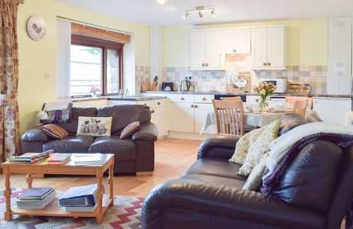 Haverfordwest Cottage | 2 bedroom accommodation in Haverfordwest, near Narberth