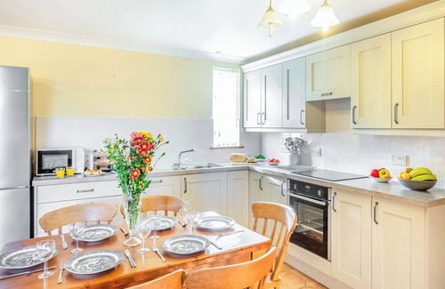 Mynytho Cottage | 2 bedroom accommodation in Near Abersoch