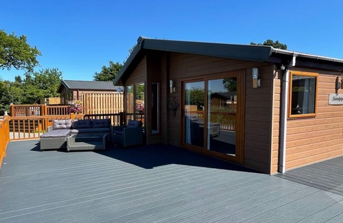 Caistor Cabin | 2 bedroom accommodation in Caistor, Market Rasen