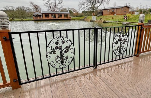 Caistor Cabin | 2 bedroom accommodation in Caistor, Market Rasen