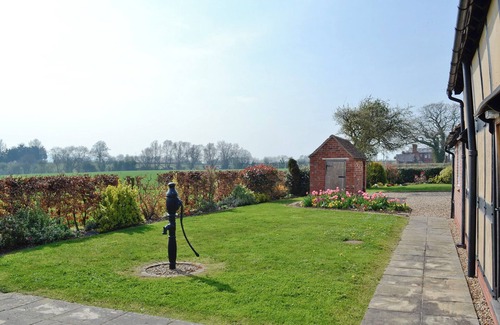 Tenbury Wells Cottage | 2 bedroom accommodation in Rochford, Tenbury Wells