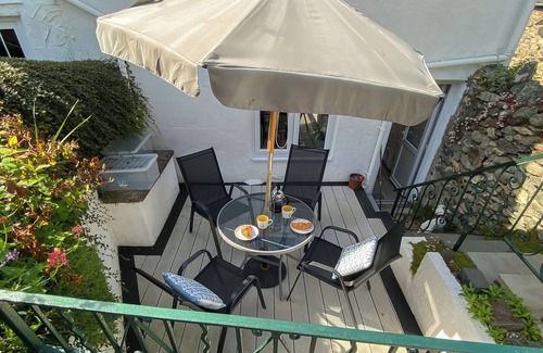 Dwygyfylchi Cottage | 2 bedroom accommodation in Penmaenmawr, near Conwy